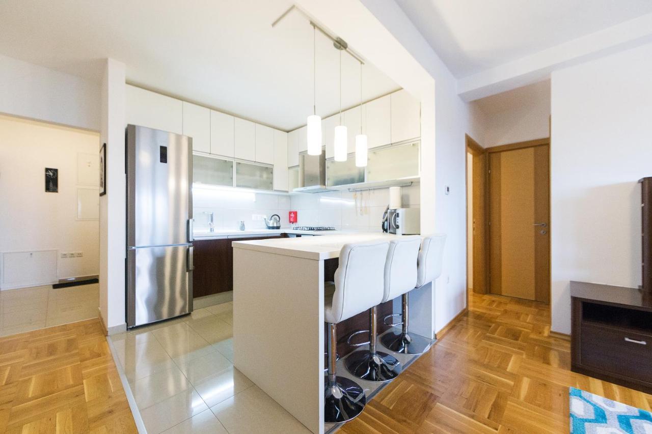 Oscar Apartamento Osijek Exterior foto