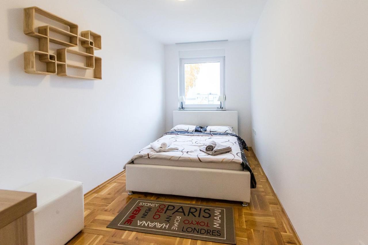 Oscar Apartamento Osijek Exterior foto